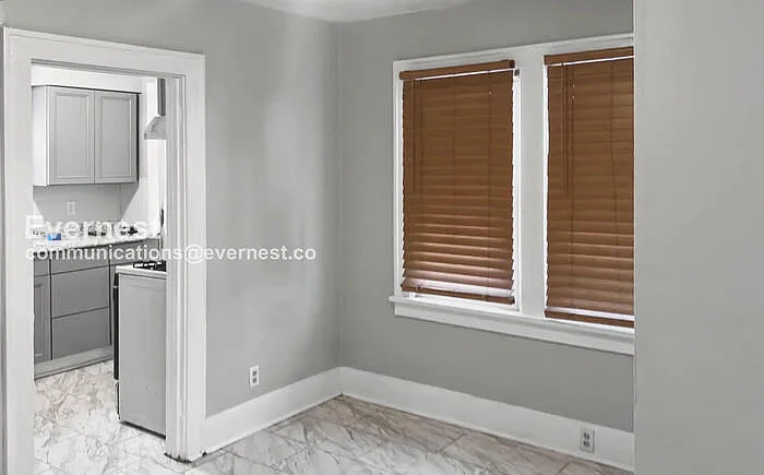 1093 Georgia Ave — Photo 10