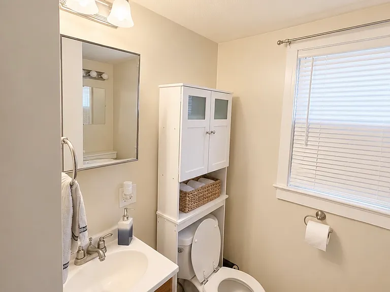 524 S Millwood Ave — Photo 14