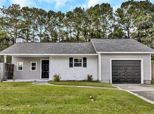 1019 Spring Villa Dr, Jacksonville, NC 28540