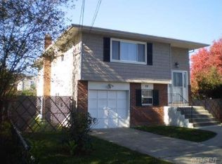38 Fordham Rd, West Babylon, NY 11704