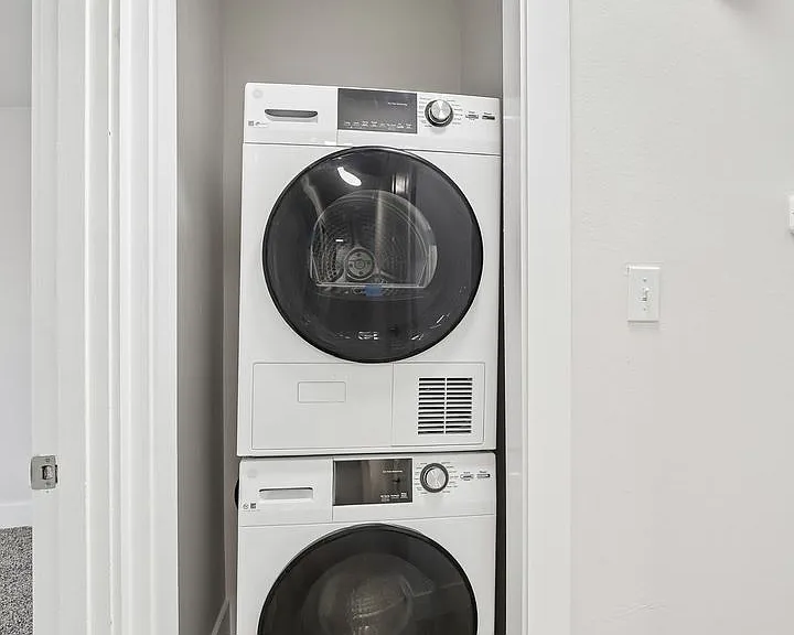Chateau Apartments - Newly Renovated 1, 2 & 3-Bedrooms at 24th & Hillsboro Village — Photo 64