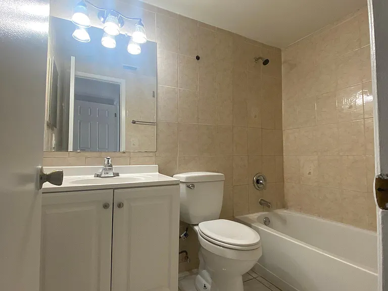 12703 Alida Pl — Photo 10