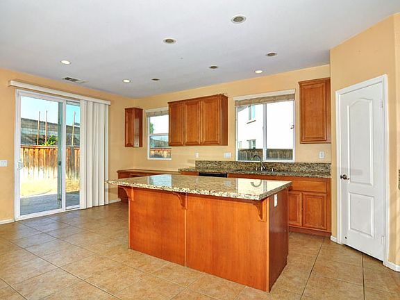 3rd image of 1164 Pink Dawn Ct