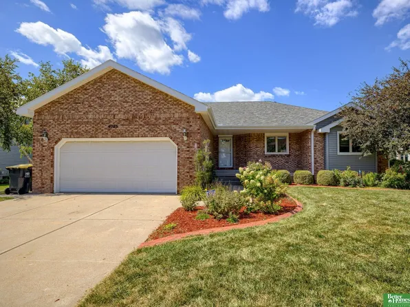 6723 S 41st St, Lincoln, NE 68516