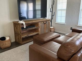 405 Antigua Ct, Sand Springs, OK 74063