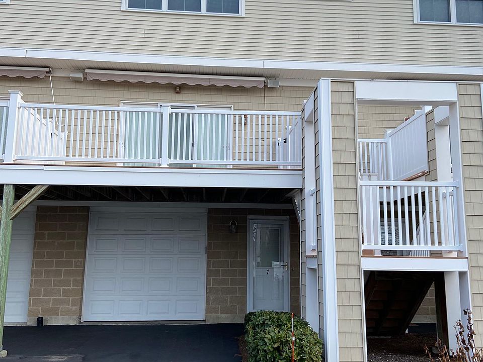 Front of Condo - Bottom level Garage, Deck on Main Level