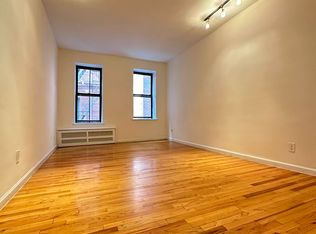 410 E 74th St #2I, New York, NY 10021