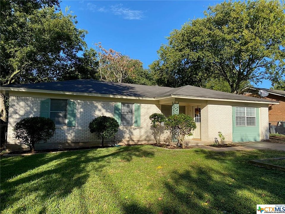 1st image of 2822 Shady Hill Dr