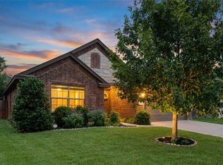 4200 Old Timber Ln, Crowley, TX 76036