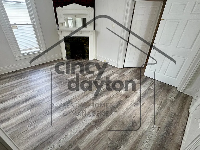 110 N River St #1 — Photo 6
