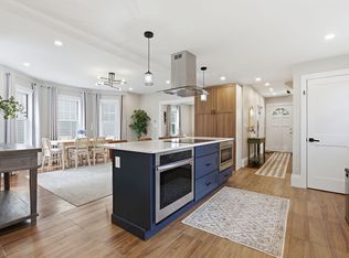 97 Trenton St, Melrose, MA 02176