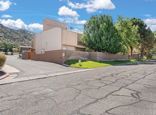 13168 Candelaria Rd NE, Albuquerque, NM 87112