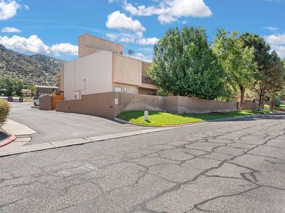 13168 Candelaria Rd NE, Albuquerque, NM, 87112