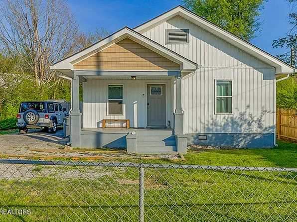 1002 Maryville Pike, Knoxville, TN 37920