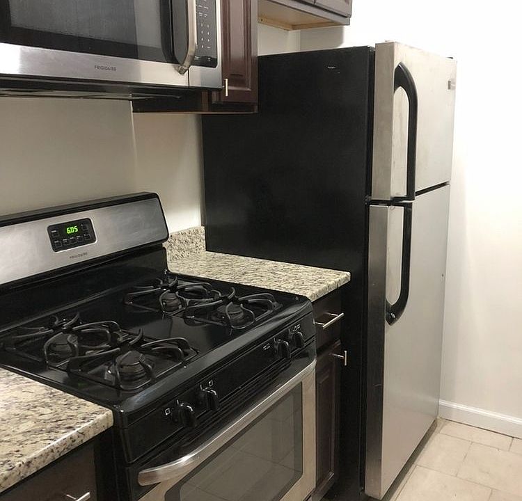 1st image of 4125 Case St APT 1p