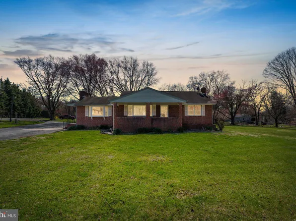 4800 Bready Rd, Rockville, MD 20853