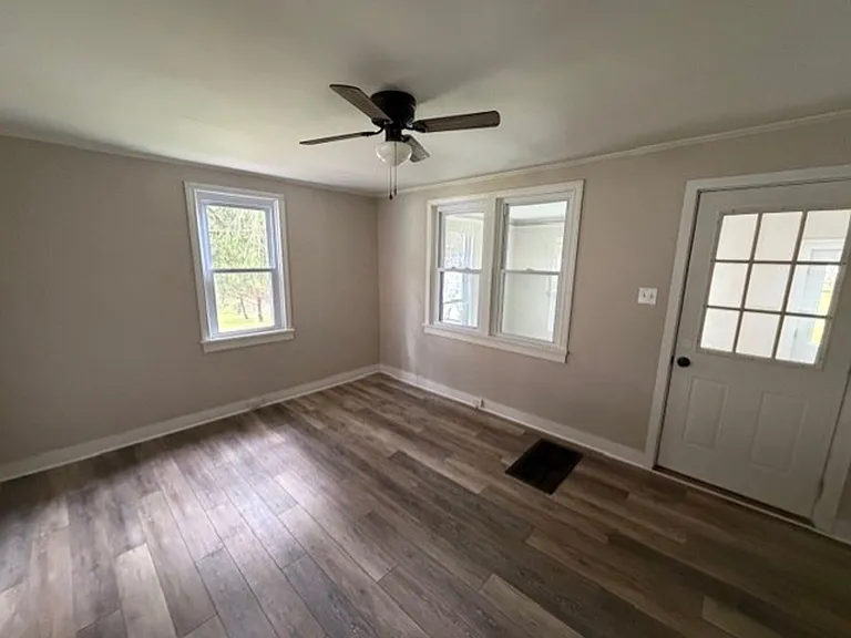 1660 Bamberger Rd — Photo 11