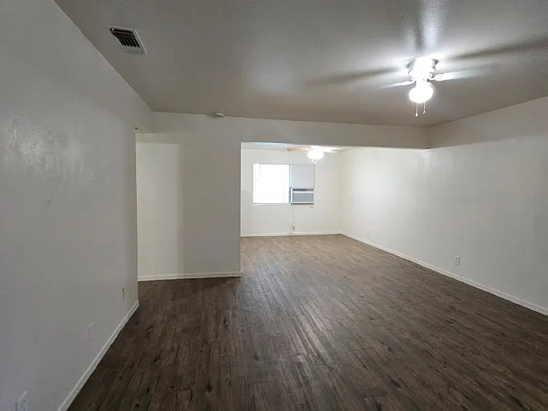 337 N San Pablo Ave #202 — Photo 2