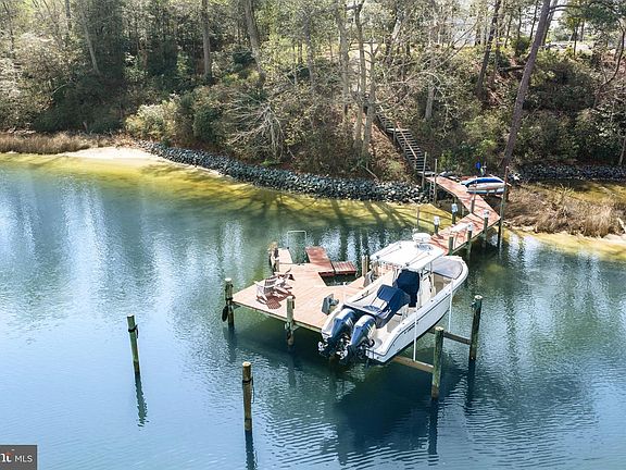 5th image of 249 Spring Hill Rd