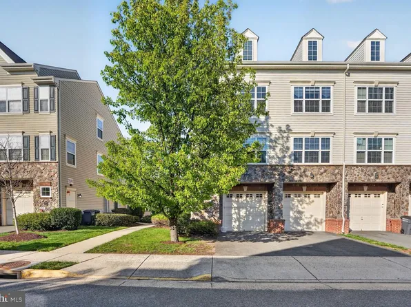 11180 Wortham Crest Cir, Manassas, VA 20109