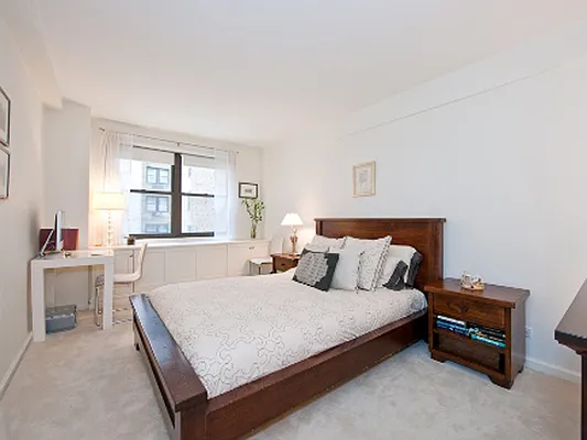 Rented by Sotheby's International Realty | media 11