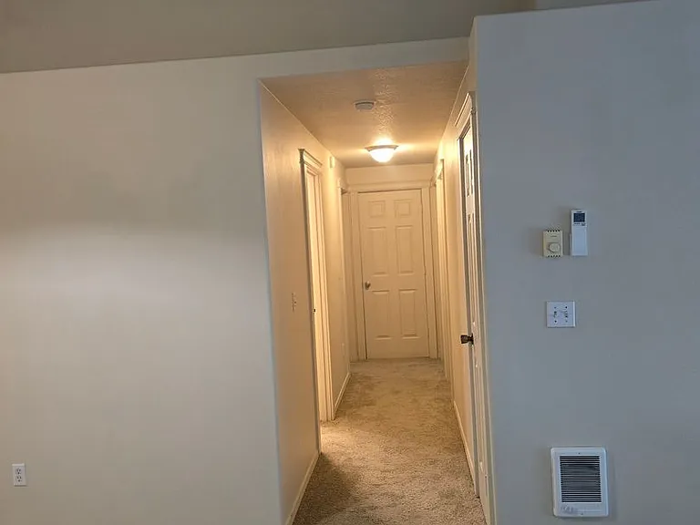 803 SE Kierra Pl — Photo 5