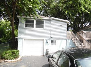 30 E Oak St, Fox Lake, IL 60020