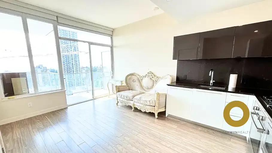 2 bed, 2.0 bath, 684 sqft, $2,900 — Photo 3