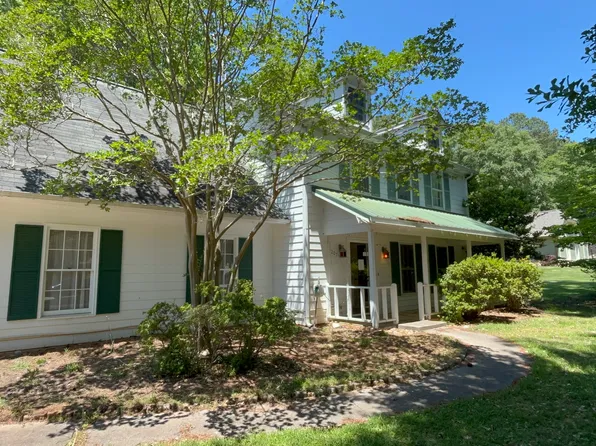 207 Garret Rdg, Peachtree City, GA 30269