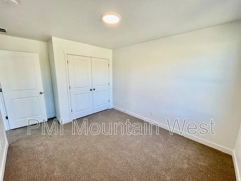 1386 N Copper Sky Dr — Photo 16
