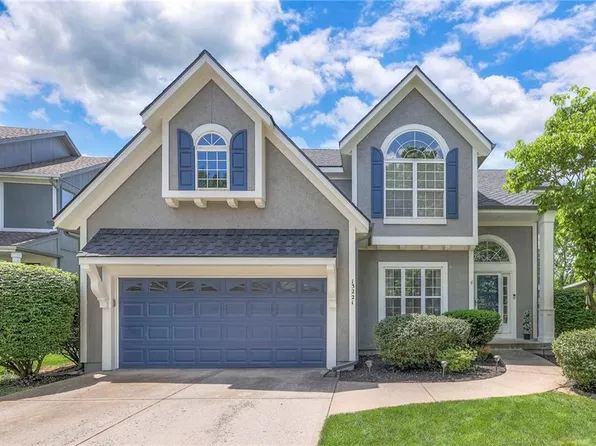 13221 W 131st St, Overland Park, KS 66213