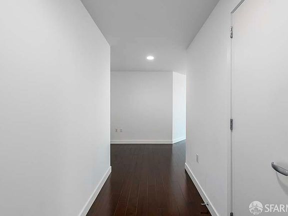3rd image of 338 Spear St Unit 16D