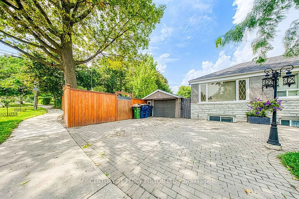 3 bed, $2,250 — Photo 3