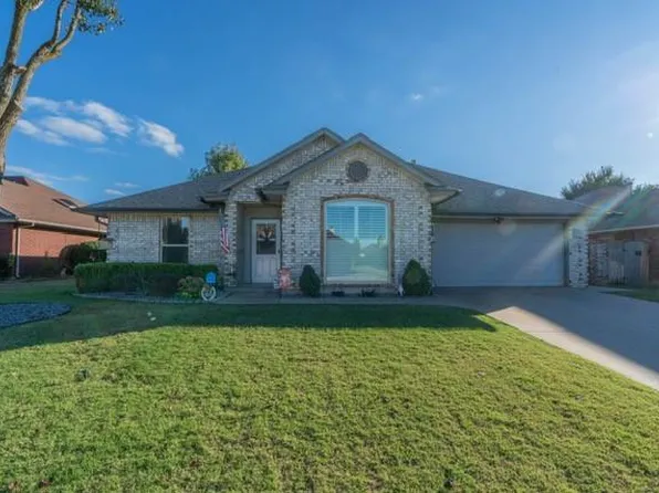 10628 Songbird Ln, Midwest City, OK 73130