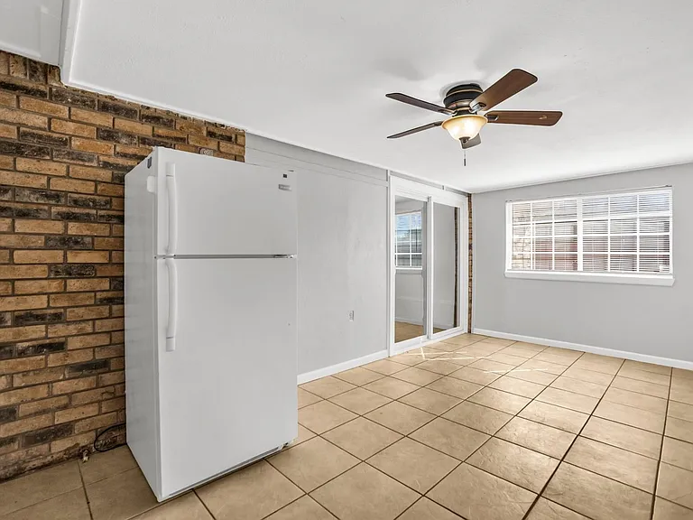 5613 Truitt St — Photo 15