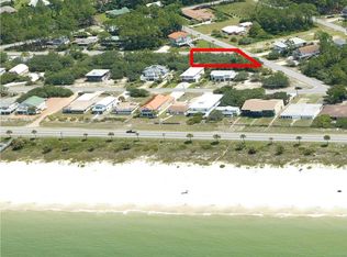 125 Palm St, Mexico Beach, FL 32410