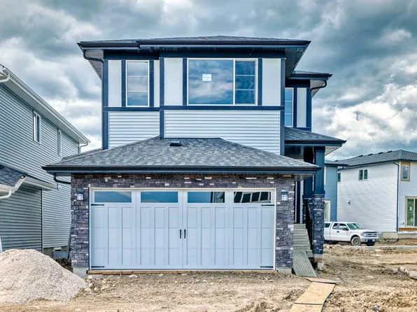6 E Appaloosa Way, Cochrane, AB T4C 2P7