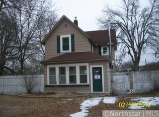 325 3rd Ave N, Brownton, MN 55312