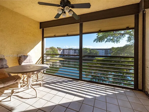 4970 E Sabal Palm Blvd APT 405, Tamarac, FL 33319