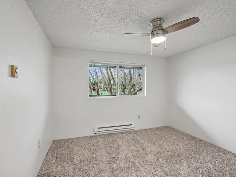 Bagley Estates- HOME SWEET HOME- UP TO 4 WEEKS FREE! — Photo 22