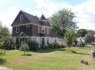 720 Bush Ave, Garner, IA 50438