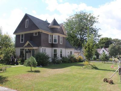720 Bush Ave, Garner, IA, 50438