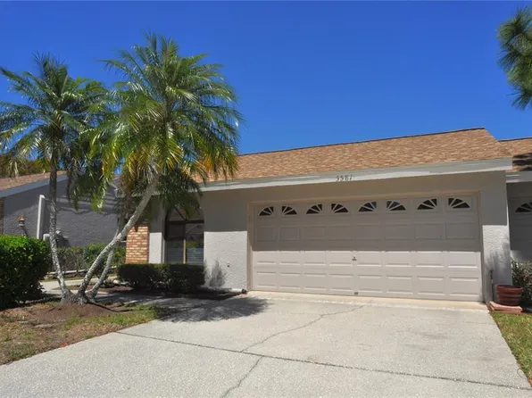 5581 Salem Square Dr S, Palm Harbor, FL 34685