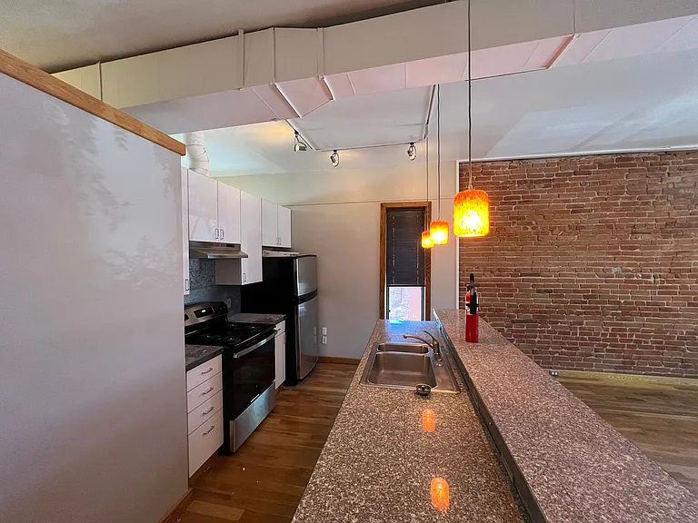 2323 W 30th Ave — Photo 4