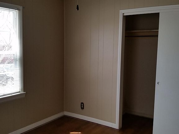 1st Bedroom closet