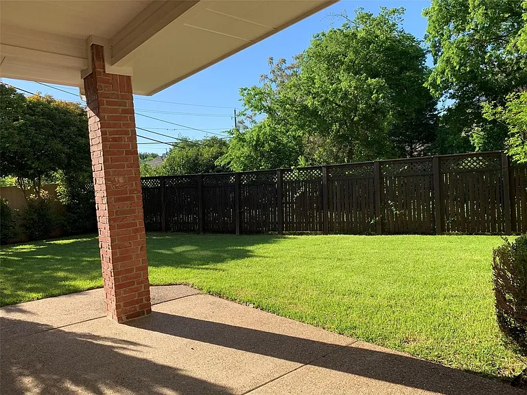 17906 Old Preston Ct — Photo 34
