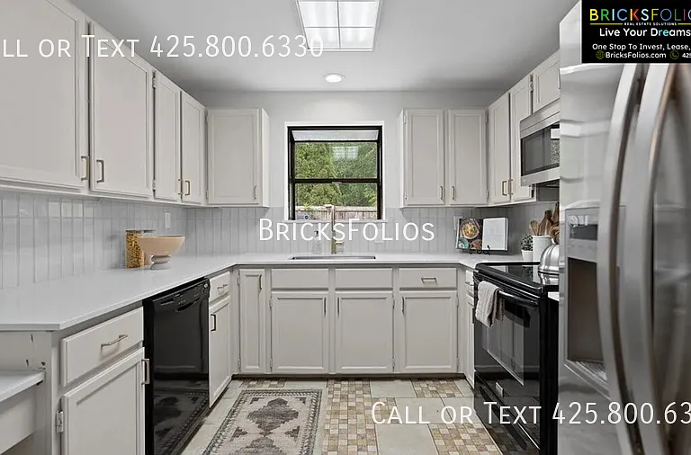 1340 NW Huckle Dr — Photo 14