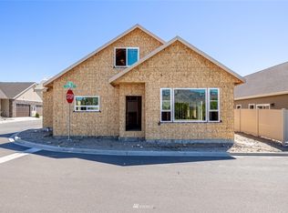 234 21st St NW, East Wenatchee, WA 98802