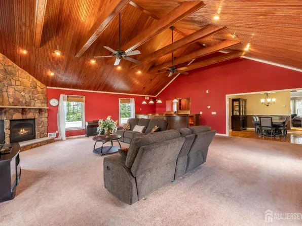 1548 Dumont Ave, South Plainfield, NJ 07080