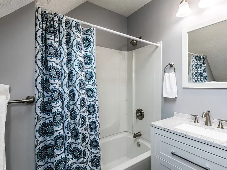 1051 Westmoreland Ave #1 — Photo 4